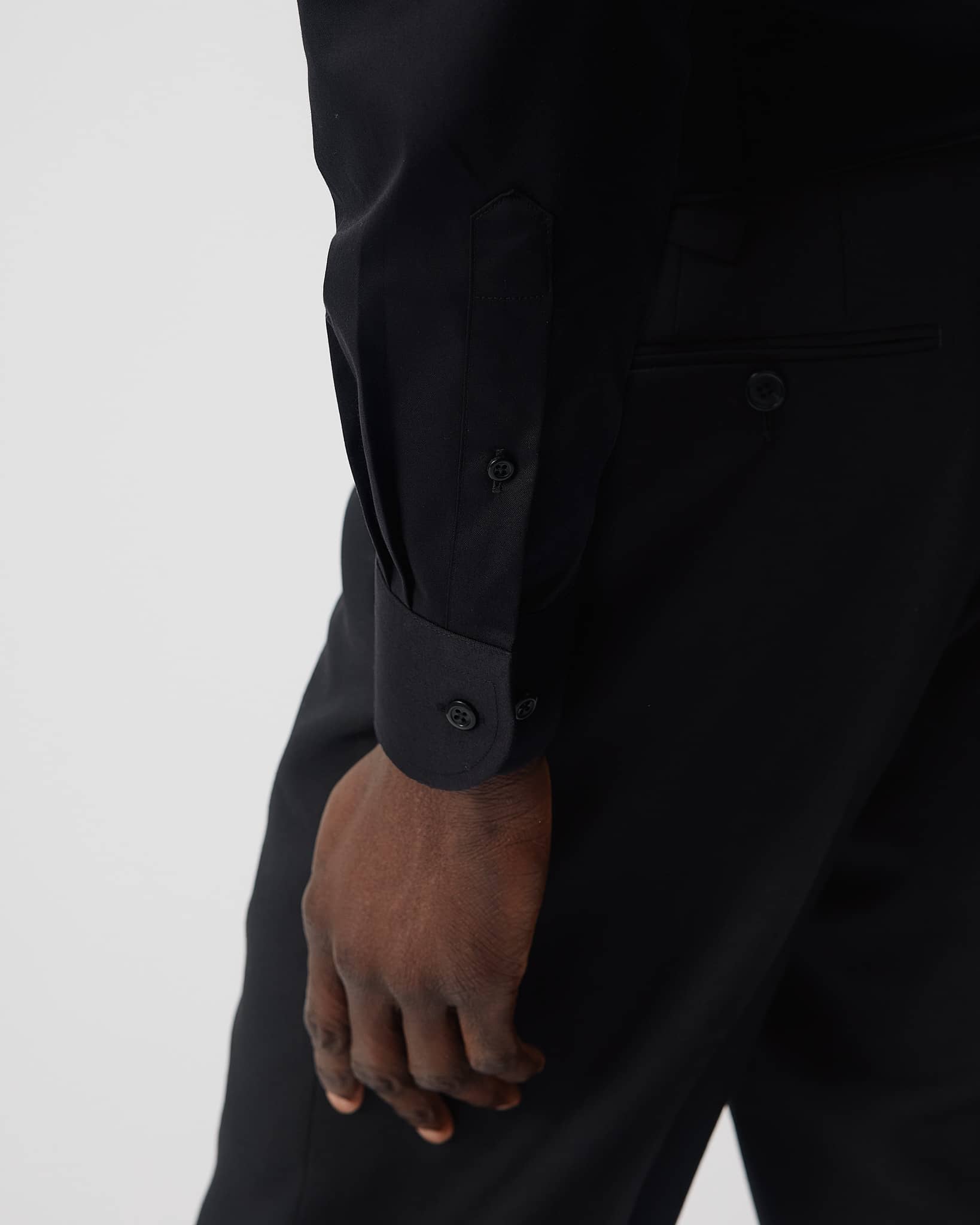 The Consultant 4.0 | Black