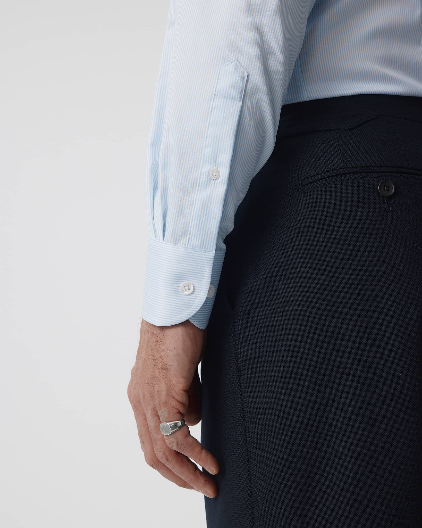 The Lawyer 4.0 | Hellblauer Streifen