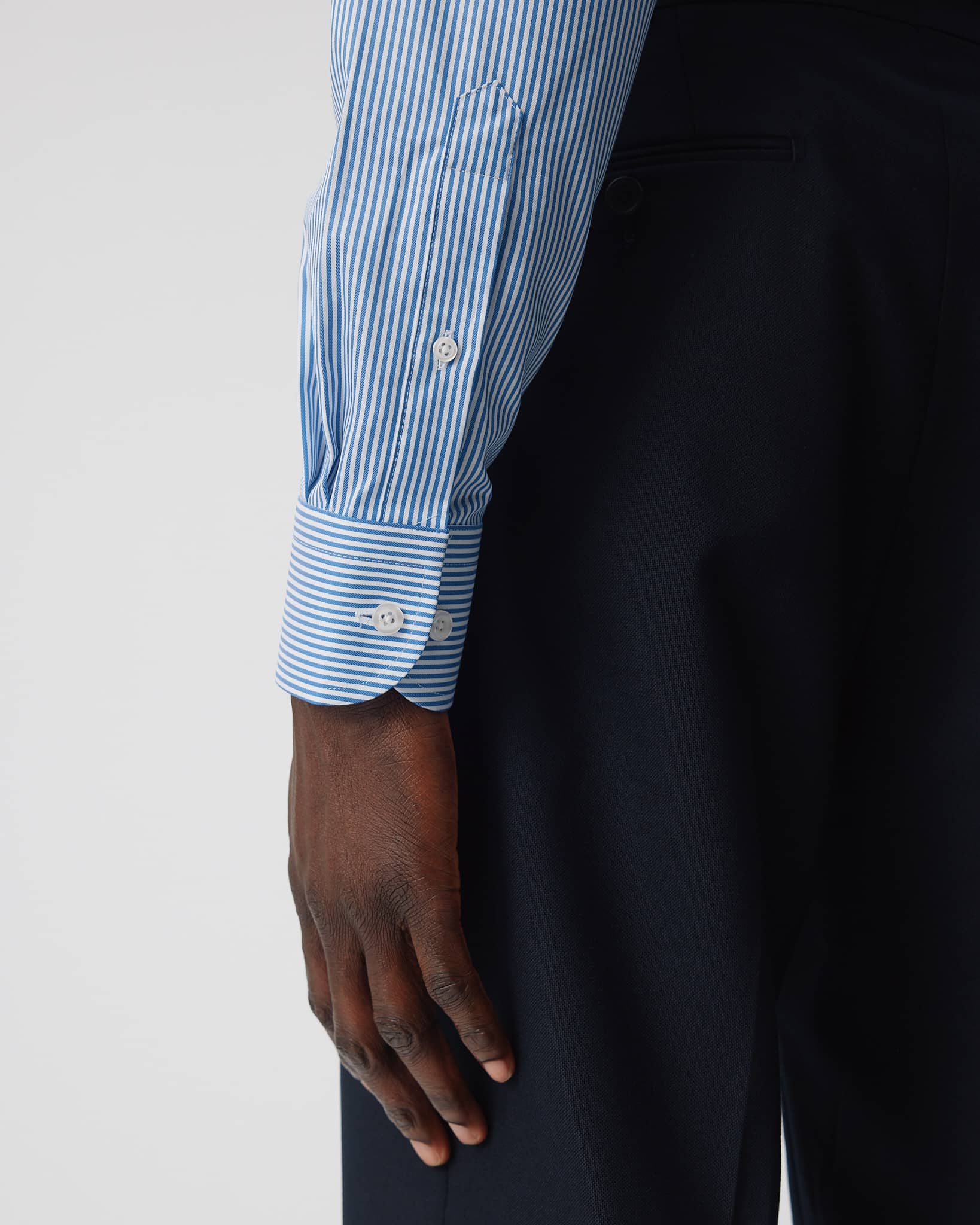 The Lawyer 4.0 | Mittelblauer Streifen
