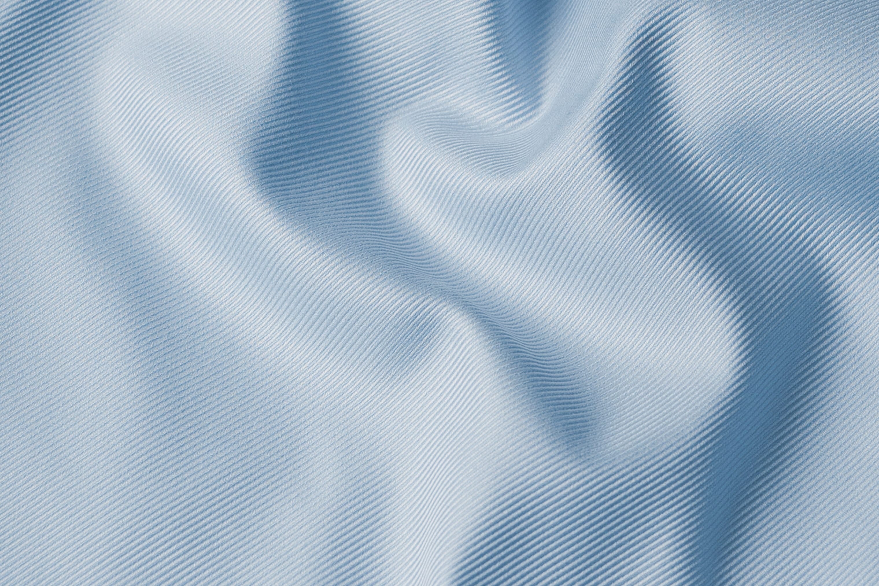 The CEO Light blue signaturstof