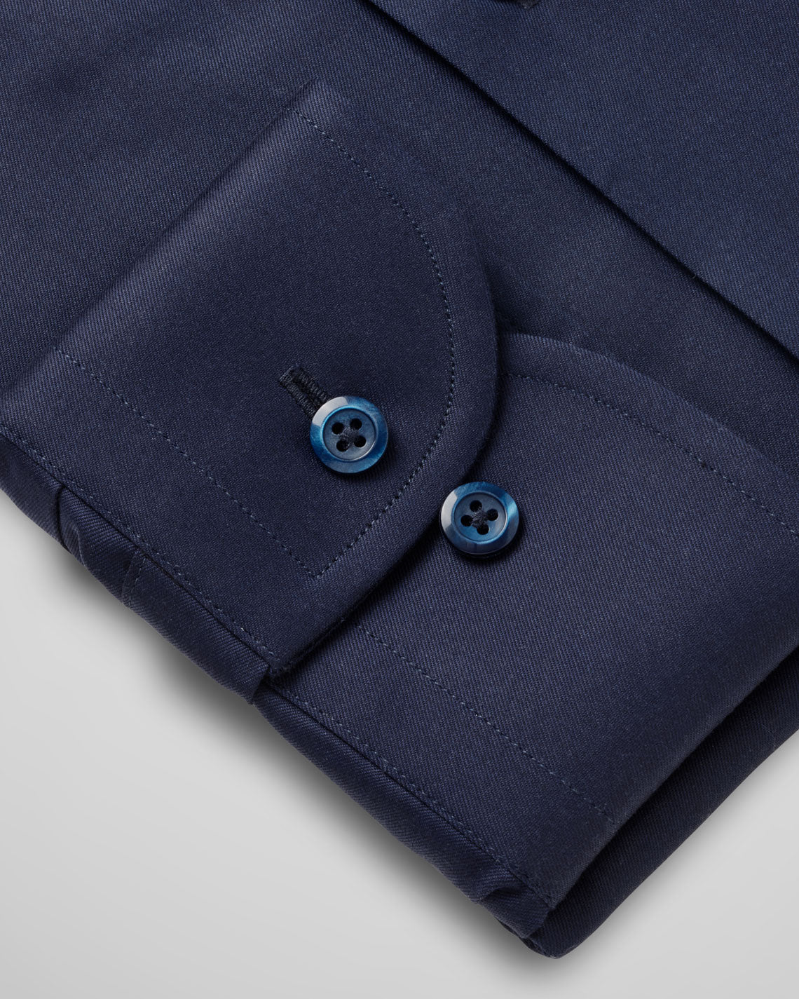 The Consultant 4.0 | Navy | Archive